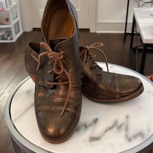 Kork-Ease Chianne Gold Leather Oxfords, Size 9